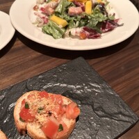 grigio la tavola - 