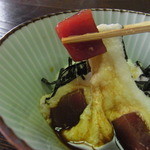 武蔵野 - 鮪山かけの山芋は粘りが強い