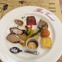 ボン・ヴィヴァン - 前菜の盛り合わせ