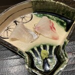 寺子屋 すし匠 - 初夏の白身（いさきとすずき）酢橘搾り