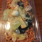 ぬーぼうチャウチャウ - 料理写真:あんかけ焼きそば