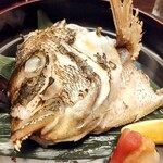 和食処 大ばん - 鯛カブト塩焼き