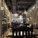 TOKYO Whisky Library - 