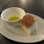 メリプリンチペッサ 銀座店 - フォカッチャ（オリーブオイル）