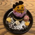 カフェ アクイーユ - 2022年10月　ハロウィンパンケーキ