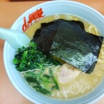 山岡家 高崎西店 - 海苔は相変わらず伏せてトッピングされてます