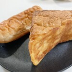 パリクロアッサン - 料理写真:厚切りフレンチ＆揚げパン（シナモン）