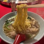 南海飯店 - ワンタン麺の麺