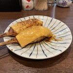 串焼 さと村 - つくねチーズ（180円×2本）