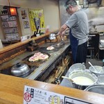 お好み焼満月 - 息子さん参戦(笑)