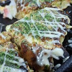 お好み焼満月 - イカと、豚のミックス(大阪風)