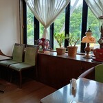 焙煎窯元　菊地珈琲 ブルーマウンテン館 - １階の店内をなんとなく撮ってみた