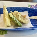 うなぎ 川松 - 金目鯛・ヤングコーンの天ぷら