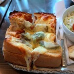 焙煎窯元　菊地珈琲 ブルーマウンテン館 - チーズがタップリとろ〜り