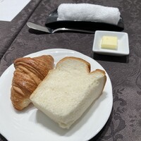 富小路 信 - パン
