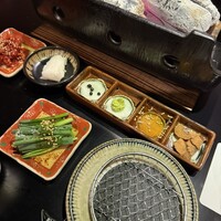 赤身焼肉 かるびあーの 新橋店 - 