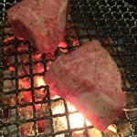 やなか - 表面だけ焼いて岩塩だけで頂きます。