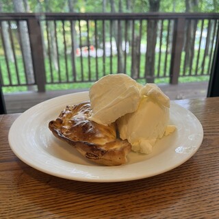 タラゴンナスツー_0