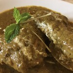 インド料理 パリワル - ばかデカい骨付きチキンがドーン!と入っています