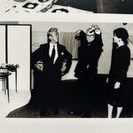 とらや - それは何を表しているの？ピエール・カルダンさん。17代当主の黒川光博さんのネクタイの締め方がお洒落。似合ってる。