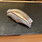 305678568 - 