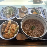 ダイナミックキッチン＆バー 響 カレッタ汐留店  - 