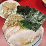 家系ラーメン 王道家直系 修 - 