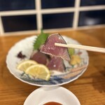 大衆酒場 坂本商店 - カツオのお造り