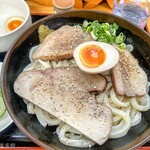 麺紡 - 豚チャーシューしょうゆうどん