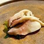 2tsumoli  - 水分だけで蒸し煮した 美味しい小松菜が 隠れています