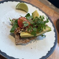 ザ タヴァン グリル＆ラウンジ - 