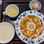 チャイニーズテーブル胡同 - 