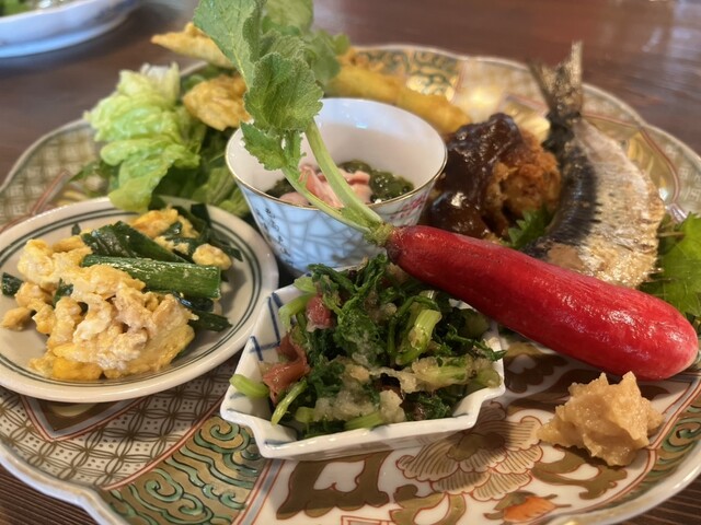 酒とつまみ せん &ndash; 天童の創作居酒屋で味わう絶品お酒と料理