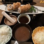 やわらかとんかつ 幸せや - 梅ロールカツ定食1540円