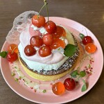 カフェ アクイーユ - 2024年5月　さくらんぼのクレームダンジュパンケーキ