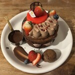 カフェ アクイーユ - 2025年2月　いちごショコラパンケーキ