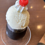 カフェ アクイーユ - コーヒーフロート