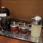 焼肉 山河 - 復活の卓上備品。