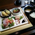 Grill table Quattro - ランチ　くわとろ御膳(1080円)