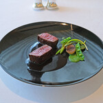 ヌーヴェル・エポック - ランチコース 14450円 のくまもとあか牛サーロンの備長炭炙り焼 国産ワインで仕上げた芳醇な赤ワインソースと旬の野菜を添えて