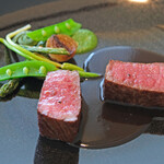 ヌーヴェル・エポック - ランチコース 14450円 のくまもとあか牛サーロンの備長炭炙り焼 国産ワインで仕上げた芳醇な赤ワインソースと旬の野菜を添えて