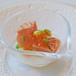 ヌーヴェル・エポック - ランチコース 14450円 の桜鱒のマリネ