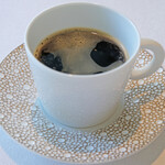 ヌーヴェル・エポック - ランチコース 14450円 のコーヒー