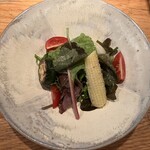 ホルモン焼 婁熊東京 - サラダ