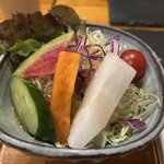 楽食亭 - 突き出しのサラダ！