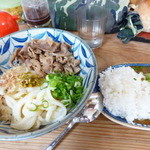 手打ちうどん ぶれーど・う - 
            ピリ辛酢醤油うどん肉トッピング（ミニキーマカレー）