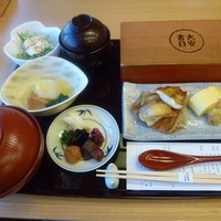 京懐石 美濃吉 竹茂楼 ホテル阪急インターナショナル店 - 京の朝膳