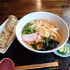 手打ちうどん 自遊席 - かけうどんとちくわ天