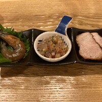 豊栄 - 前菜　海老紹興酒漬もチャーシュウの脂身も美味