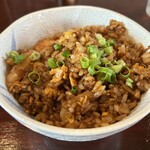 金ゴマ たんたんたん麺 樂 - エビ黒炒飯